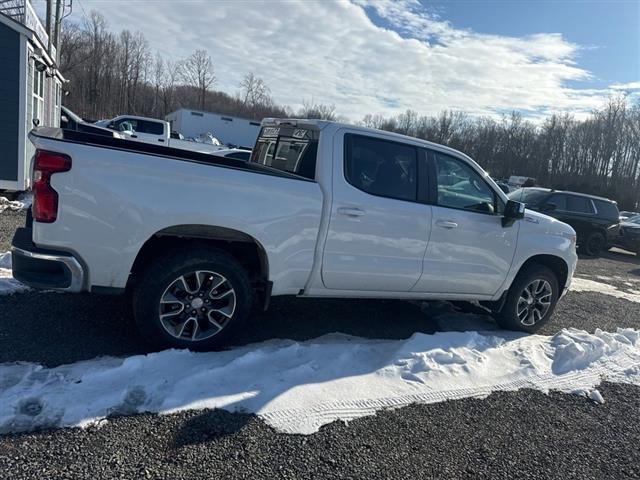 $45999 : 2024 Silverado 1500 LT image 8