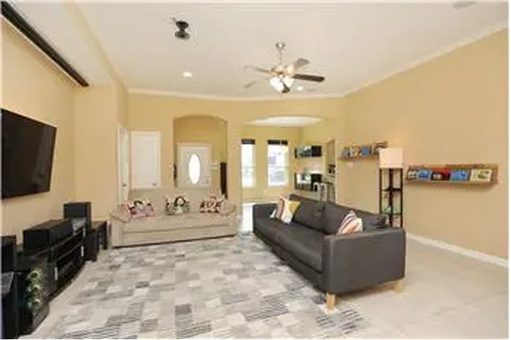 $2175 : Rental property with 3 bedro image 8