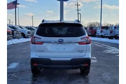 $31981 : Subaru Ascent 2023 AWD Limit thumbnail