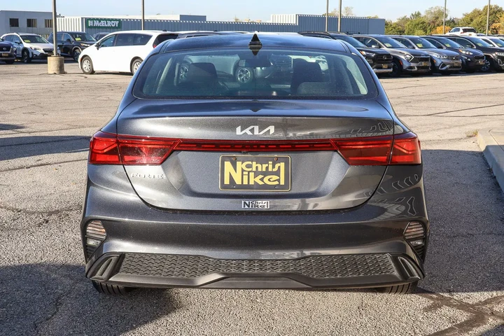 $18188 : 2024 Forte LXS image 5