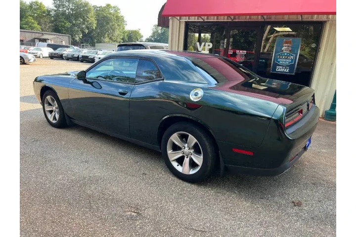 $11999 : 2017 Challenger SXT image 7