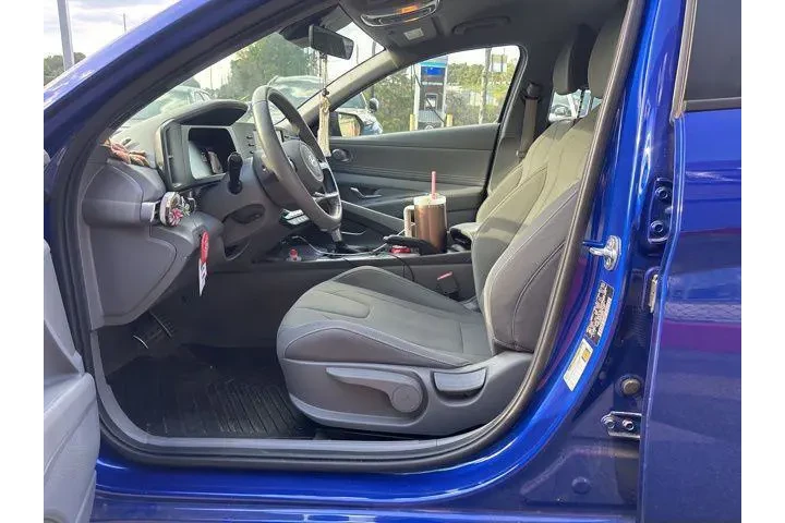 $20141 : Hyundai ELANTRA 2025 SEL Spo image 7