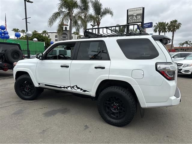 $43477 : 2021 4Runner Venture image 4