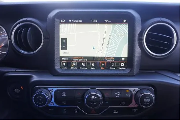 $29888 : Jeep Gladiator 2022 4x4 Over image 10