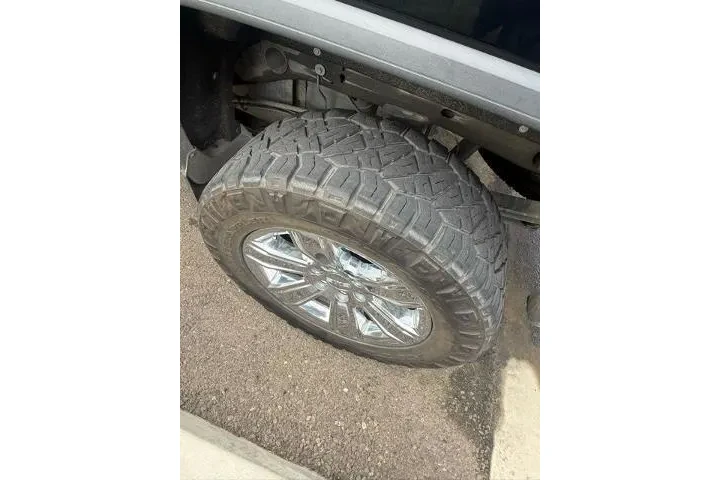 $23800 : GMC Sierra 1500 2018 4x4 SLT image 6