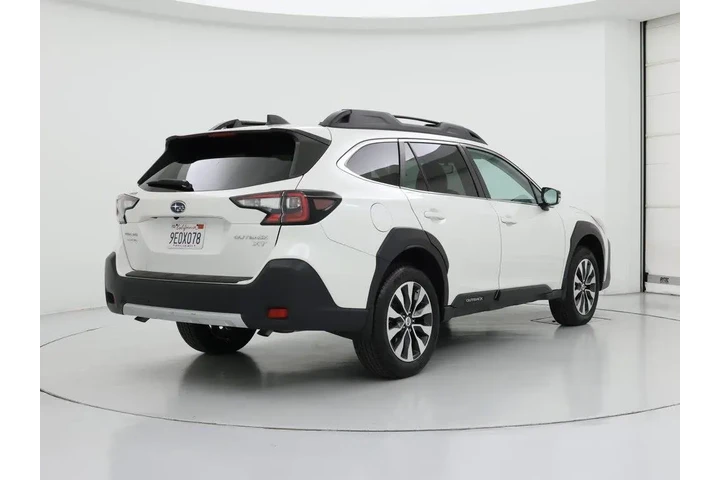 $31998 : Subaru Outback 2023 AWD Limi image 8