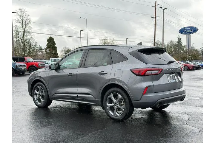 $19995 : Ford Escape 2024 ST-Line 4dr image 5