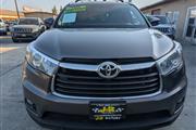 $17995 : 2015 Highlander XLE FWD V6 thumbnail