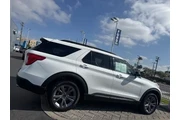$35990 : Ford Explorer 2023 AWD XLT 4 thumbnail
