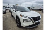 $21206 : Nissan Rogue 2022 SV 4dr Cro thumbnail