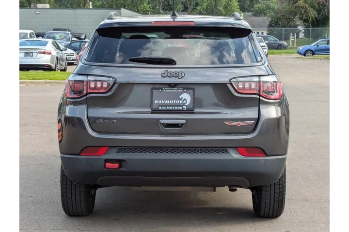 $15774 : 2018 Compass Trailhawk image 8