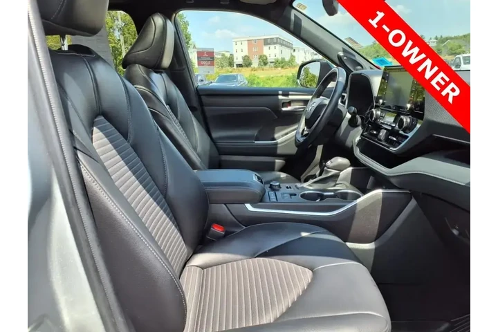 $30489 : Toyota Highlander 2022 AWD X image 5