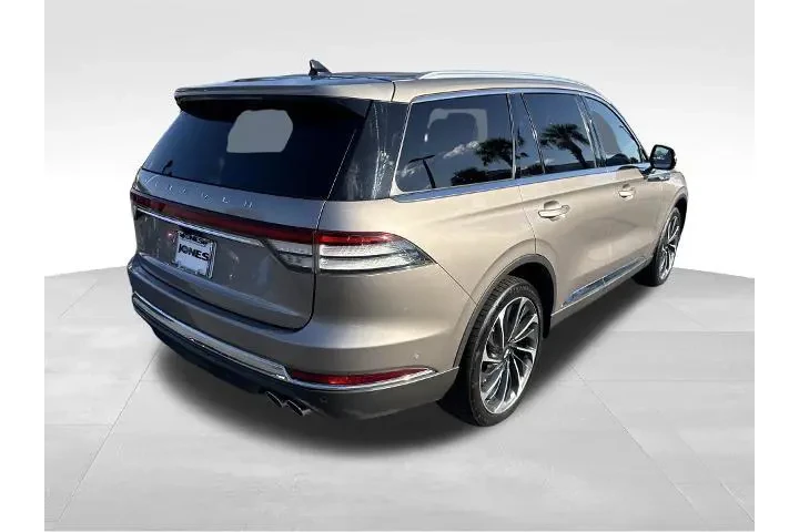 $32466 : Lincoln Aviator 2021 AWD Res image 8