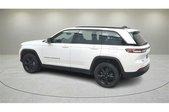 $29999 : Jeep Grand Cherokee 2023 4x4 image 6