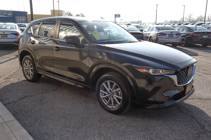 $21188 : 2024 CX-5 2.5 S Select Packag image 3