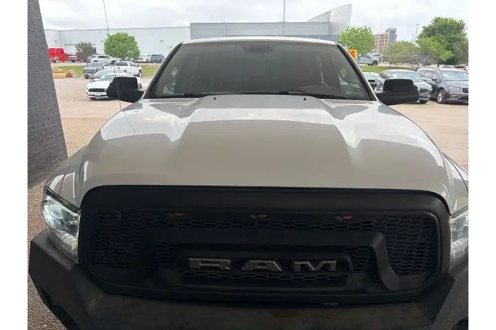 $19125 : Ram 1500 2013 4x4 Laramie 4d image 3