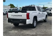 $38991 : Toyota Tundra 2025 4x4 SR 4d thumbnail
