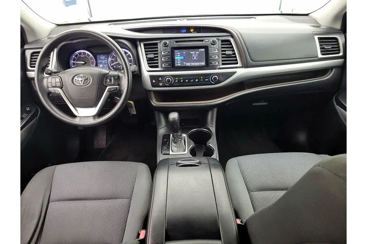 $16998 : Toyota Highlander 2016 LE 4d image 9