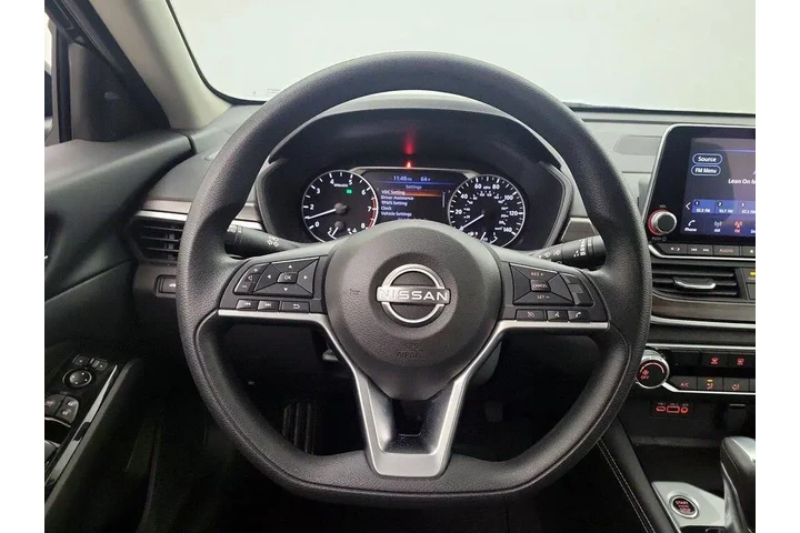 $23998 : Nissan Altima 2023 AWD 2.5 S image 10