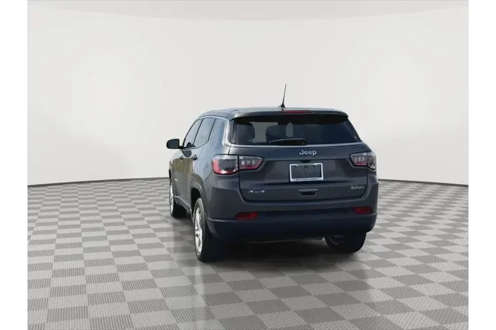 $21000 : Jeep Compass 2023 4x4 Sport image 7