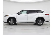 $35998 : Toyota Highlander 2023 XLE 4 thumbnail