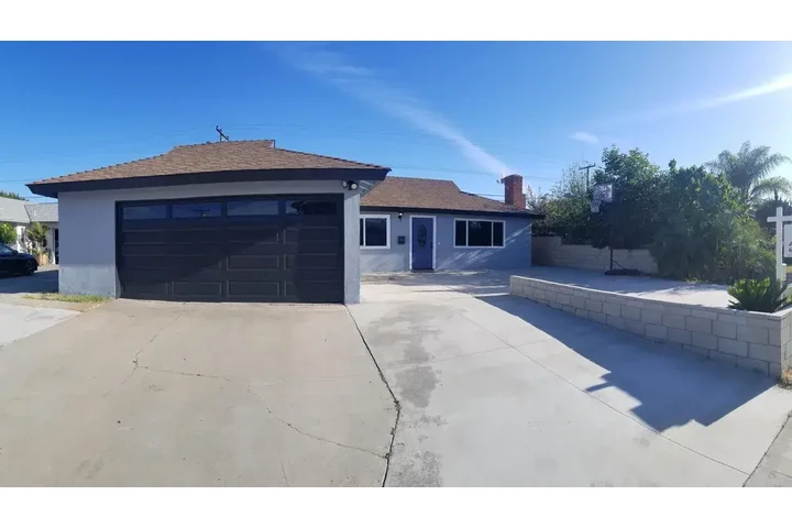 $1500 : Available En Garden Grove image 1