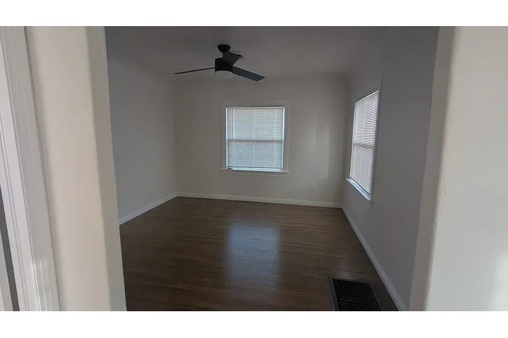 $1200 : 3 Recamaras 2 Baños image 4