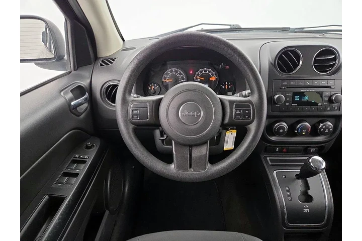 $13599 : Jeep Compass 2016 4x4 Sport image 10