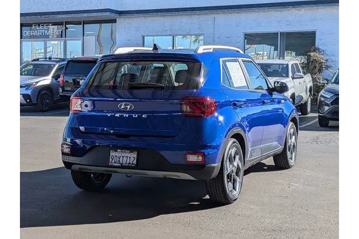 $17241 : Hyundai VENUE 2022 Limited 4 image 4