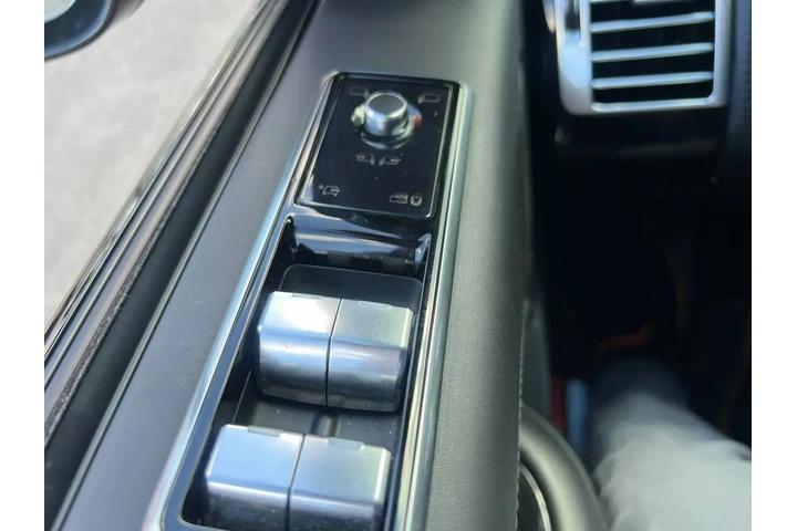 $64995 : 2018 LAND ROVER RANGE ROVER image 9