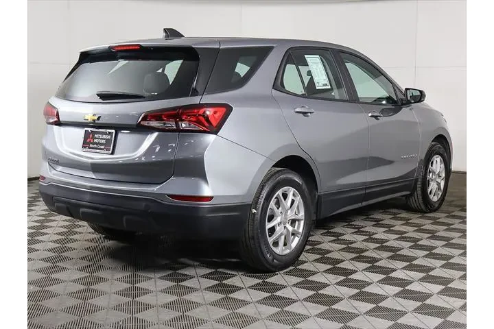 $16499 : Chevrolet Equinox 2023 LS 4d image 8