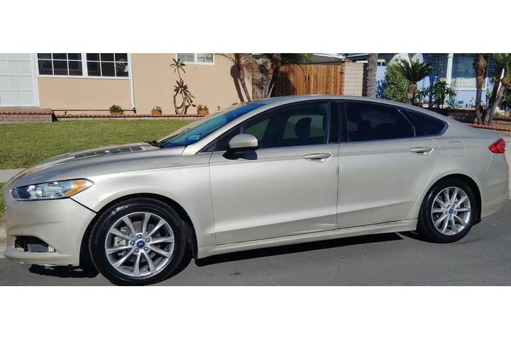 $4800 : FORD FUSION 2017 image 1