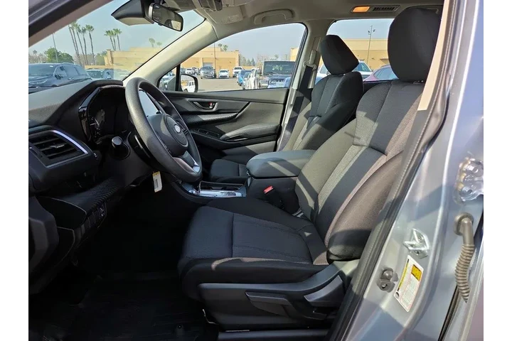 $28998 : Subaru Ascent 2023 AWD Base image 10