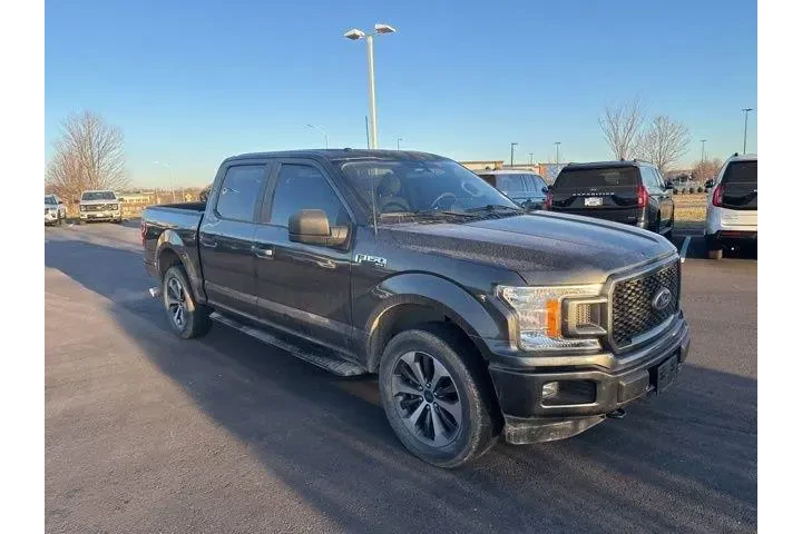 $29500 : Ford F-150 2019 4x4 XL 4dr S image 1