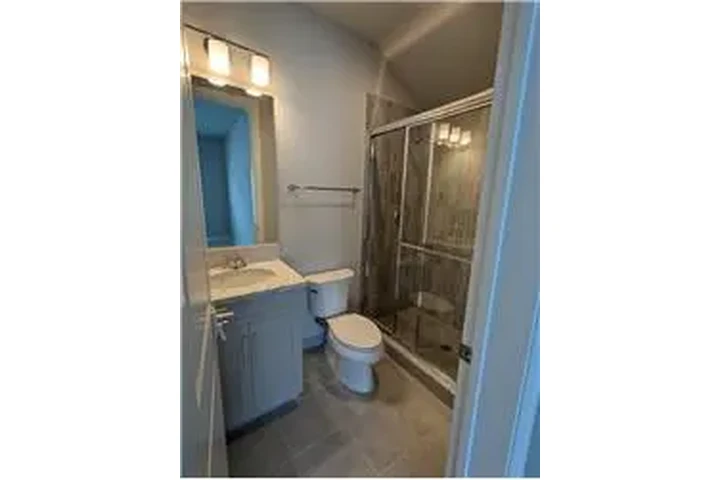 $6200 : Rental property with 5 bedro image 8