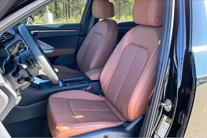 $33498 : Audi Q3 2024 AWD quattro S l image 8