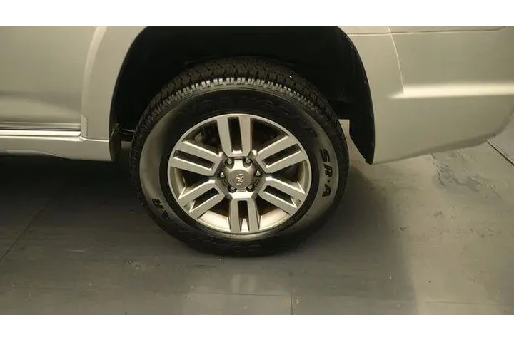 $19401 : Toyota 4Runner 2013 AWD Limi image 9