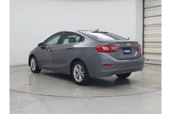 $12998 : Chevrolet Cruze 2019 LT 4dr image 2