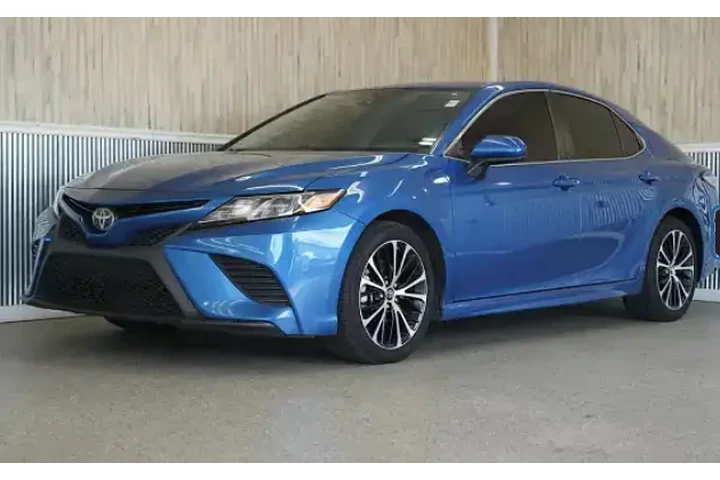 $14750 : Toyota Camry 2018 SE 4dr Sed image 1
