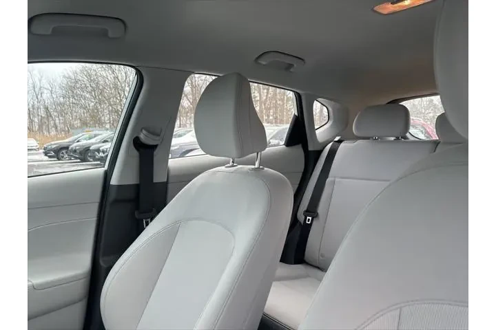 $23904 : Hyundai KONA 2025 AWD SE 4dr image 4