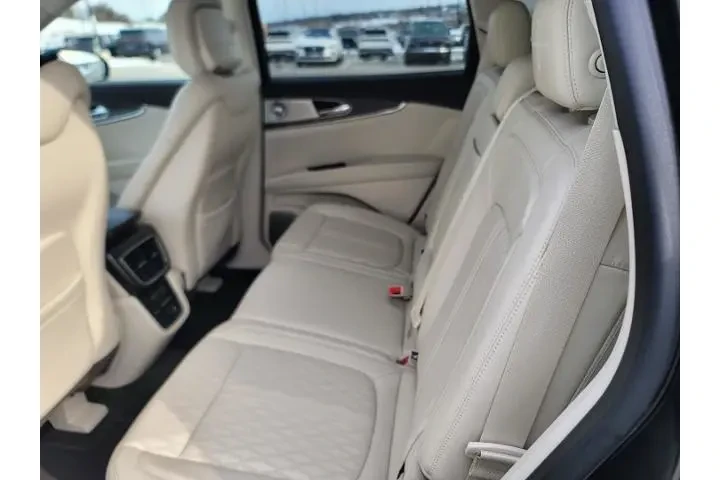 $30922 : Lincoln Nautilus 2020 AWD Bl image 6