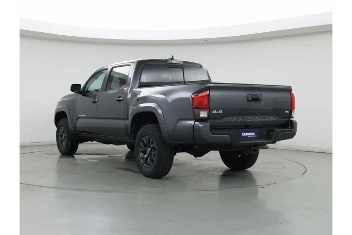 $33998 : Toyota Tacoma 2023 4x4 SR5 V image 2