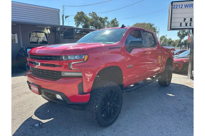 2021 Silverado 1500 RST image 1