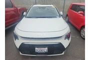 $25491 : Kia Niro 2023 EX 4dr Crossov thumbnail
