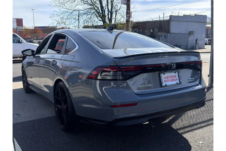 $22595 : Honda Accord Hybrid 2023 Spo image 6
