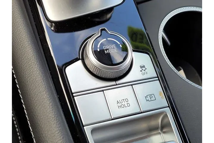 $34800 : Genesis G70 2025 2.5T Standa image 9