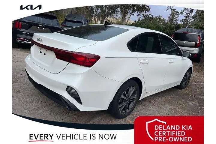 $15429 : Kia Forte 2024 LXS 4dr Sedan image 9