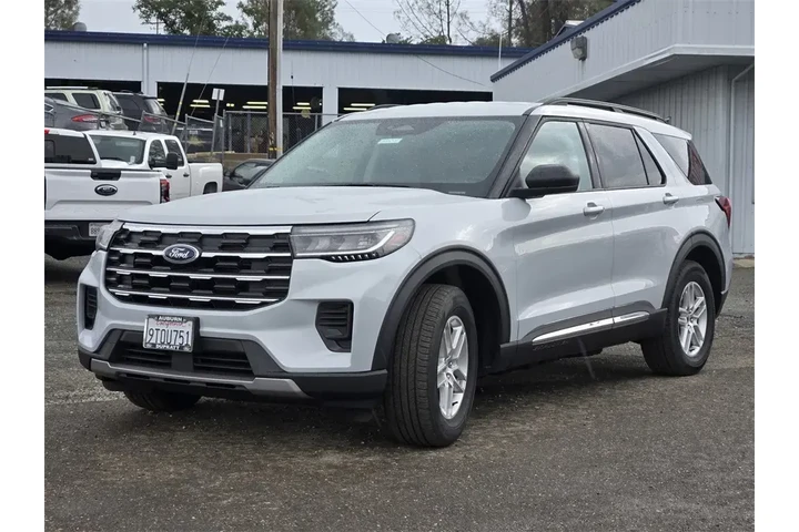 $39950 : Ford Explorer 2025 AWD Activ image 8