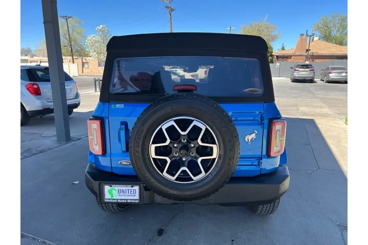 2024 Bronco Outer Banks 4-Door image 6