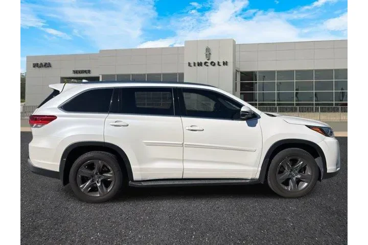 $24900 : Toyota Highlander 2017 AWD L image 2